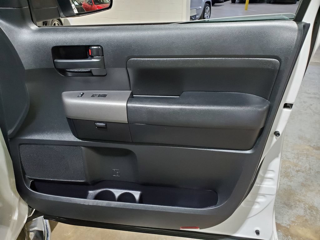 Used 2013 Toyota Tundra 2WD CrewMax w/ Tow Pkg image 15