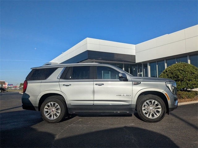 Used 2025 GMC Yukon Denali image 3