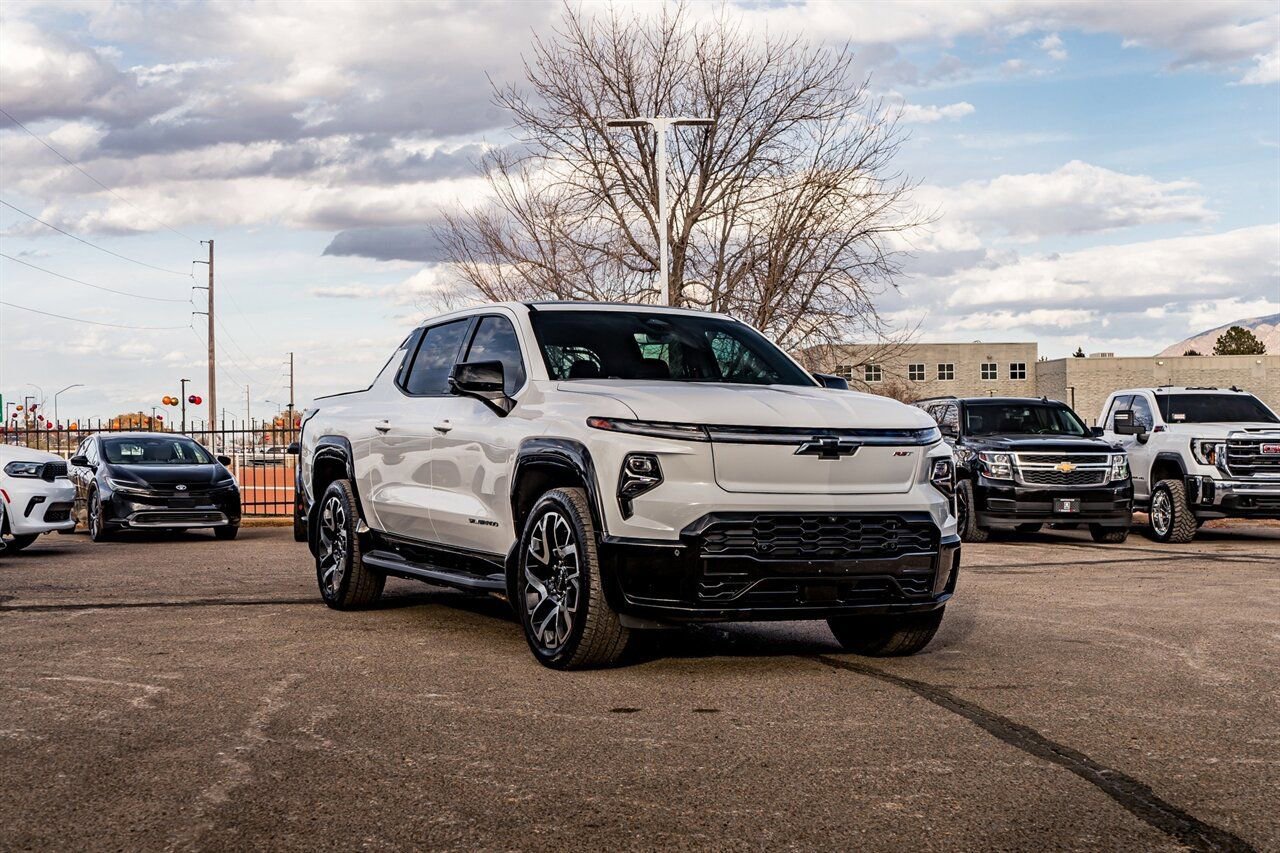 Used 2024 Chevrolet Silverado EV RST image 1