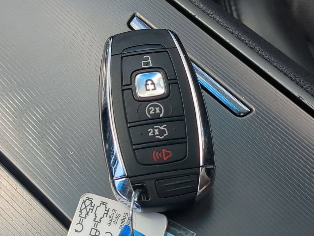 Used 2017 Lincoln MKZ Reserve FWD image 38