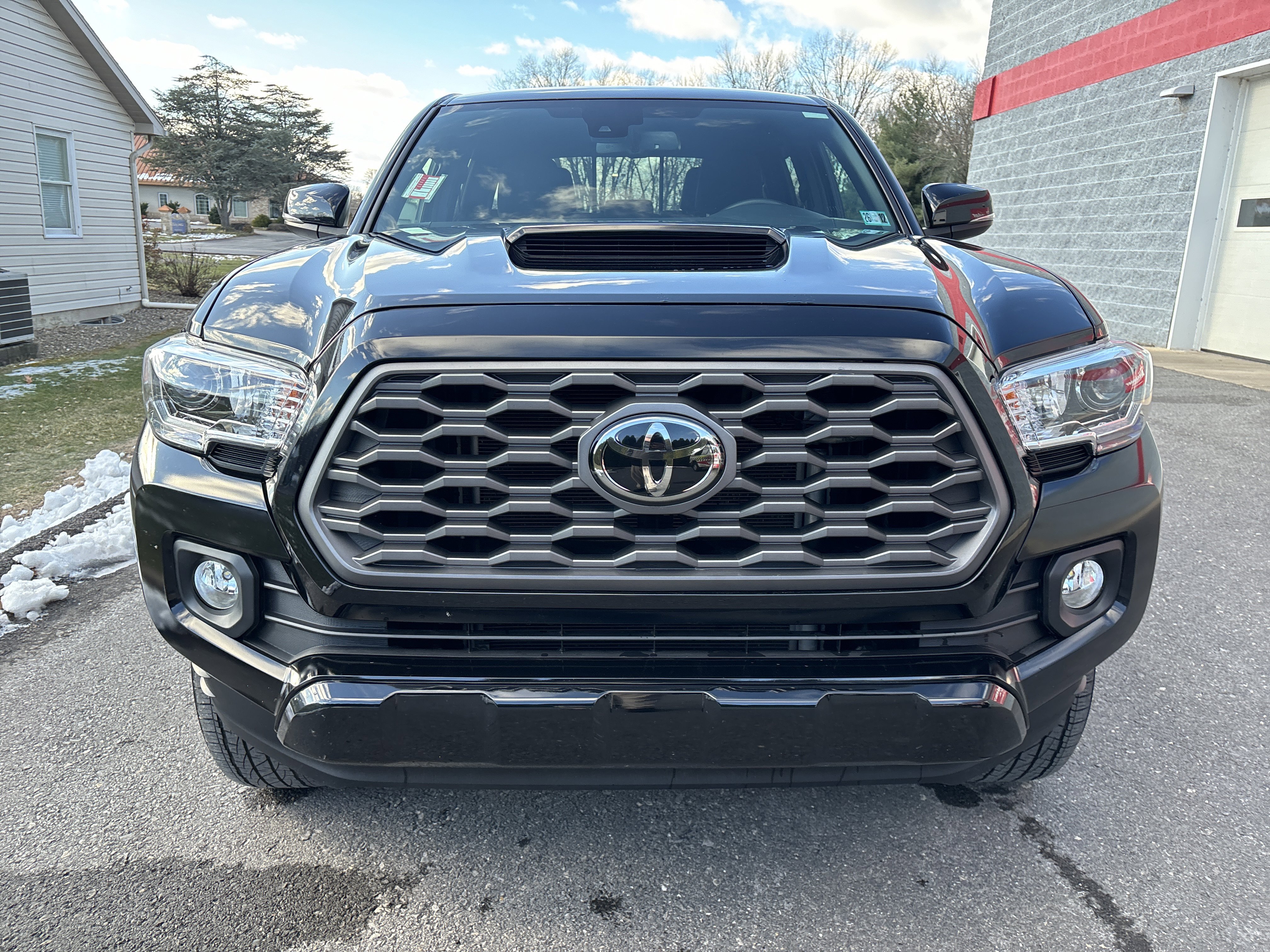Used 2022 Toyota Tacoma TRD Sport image 8