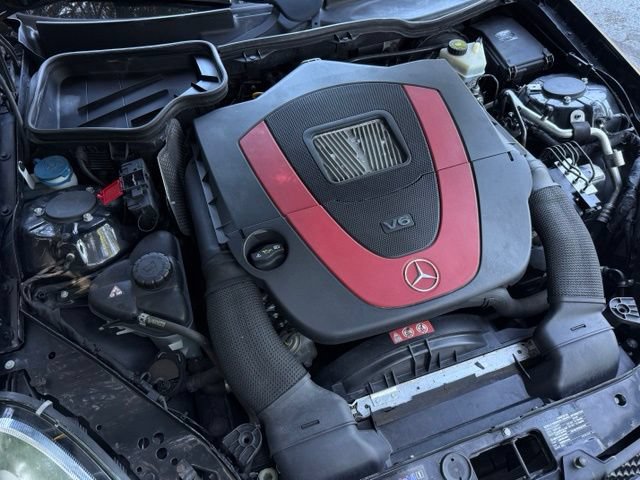 Used 2010 Mercedes-Benz SLK 350 image 38