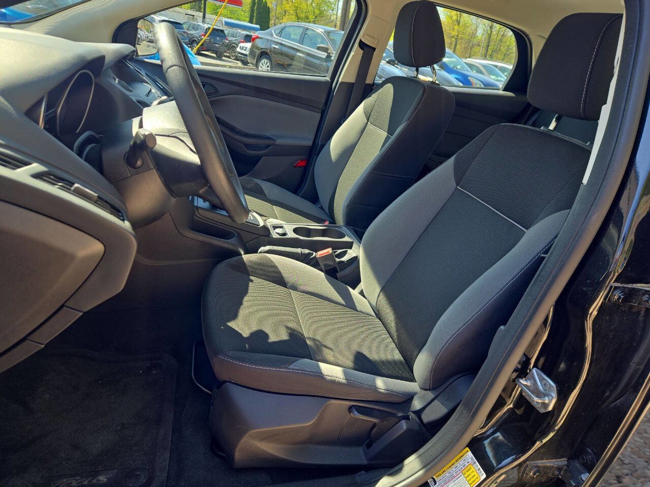 Used 2014 Ford Focus S FWD image 15