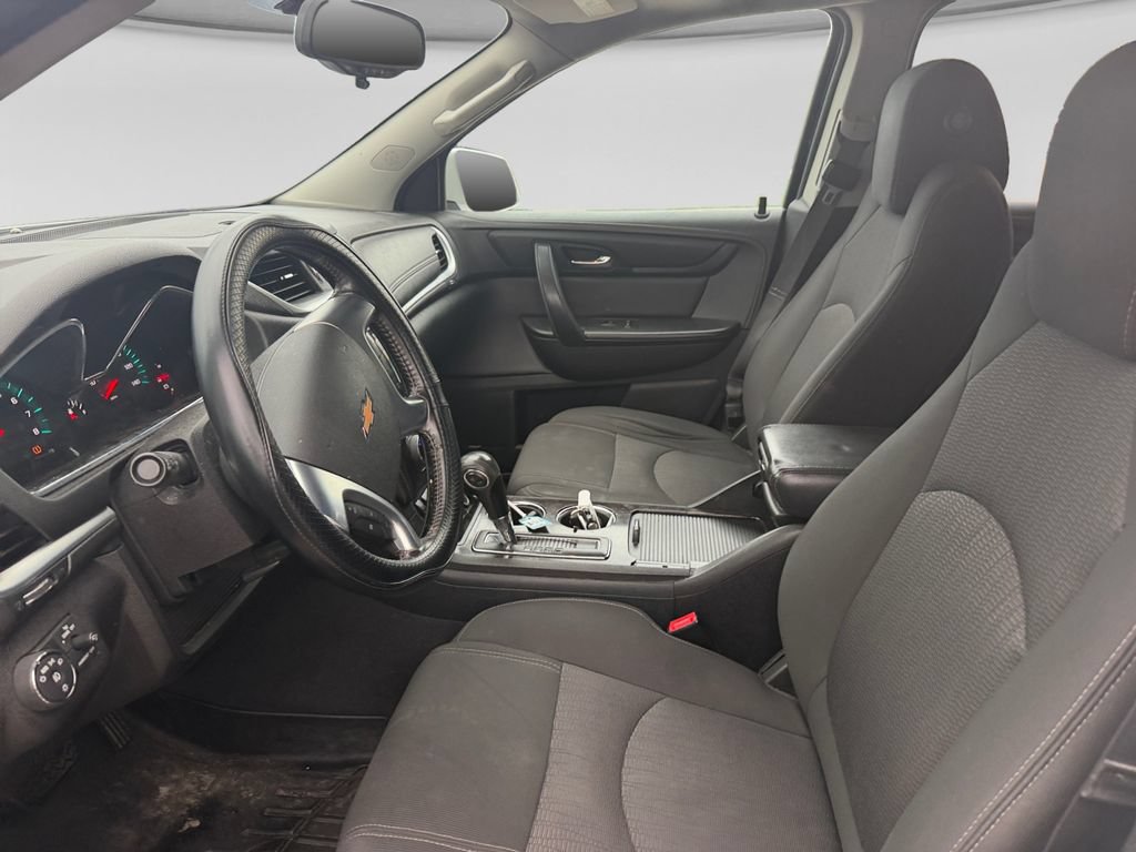 Used 2016 Chevrolet Traverse LT w/ Traveler's Package FWD image 22