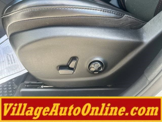 Used 2021 Jeep Cherokee Trailhawk w/ Trailer Tow Group AWD/4WD image 17