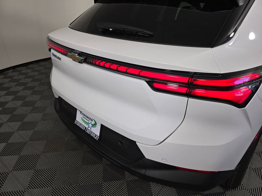 New 2026 Chevrolet Equinox EV LT FWD image 15