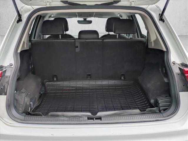 Used 2021 Volkswagen Tiguan SE image 6