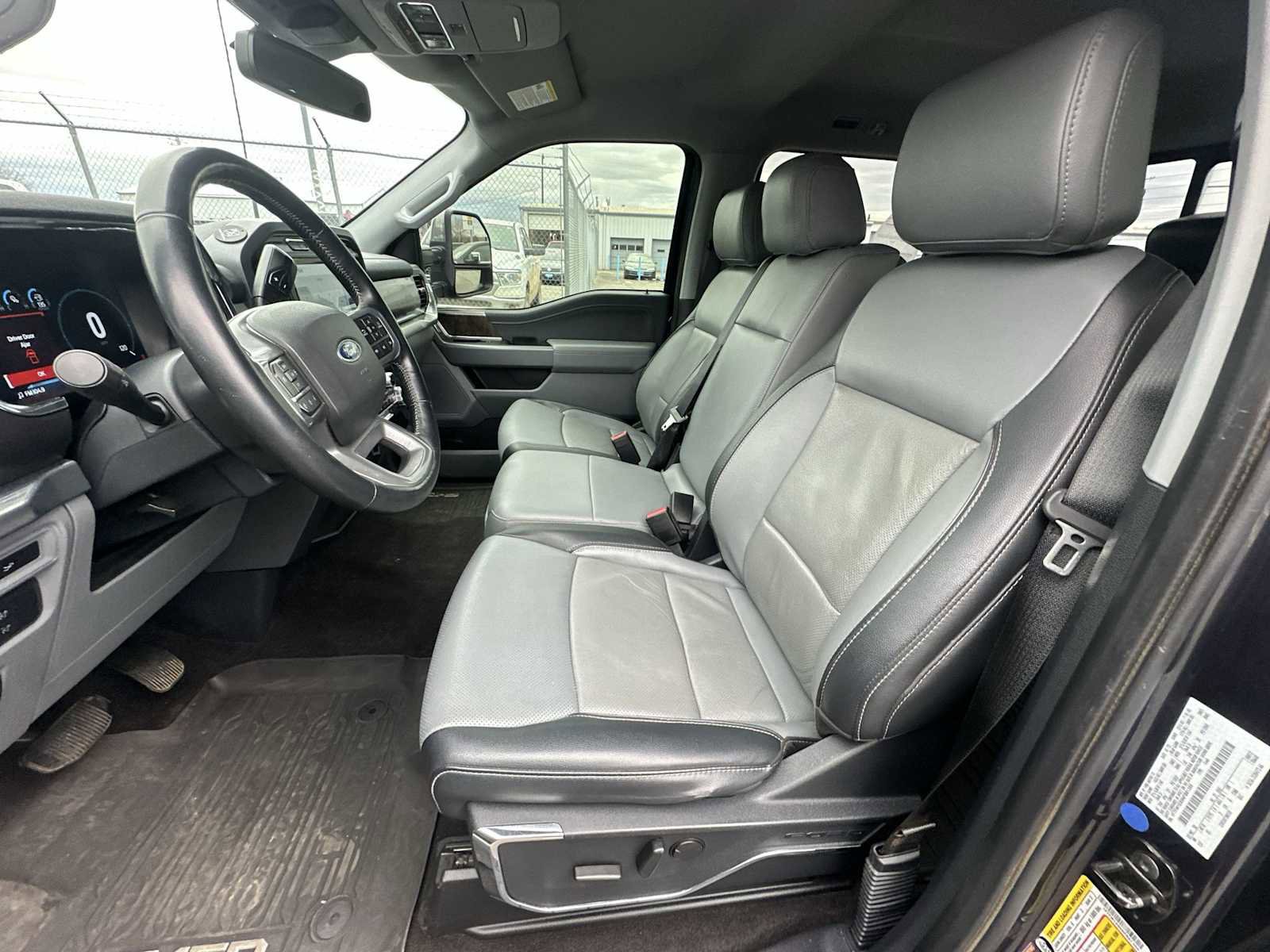 Used 2022 Ford F150 Lariat w/ Trailer Tow Package image 13