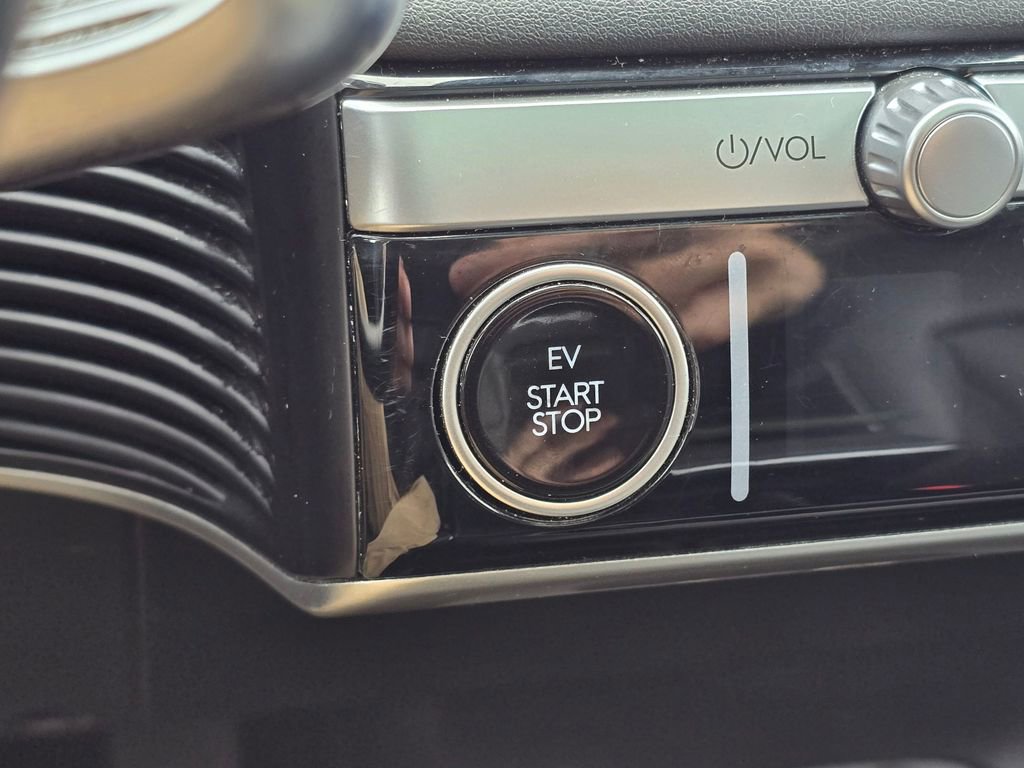 Used 2024 Hyundai Ioniq 5 Limited image 35