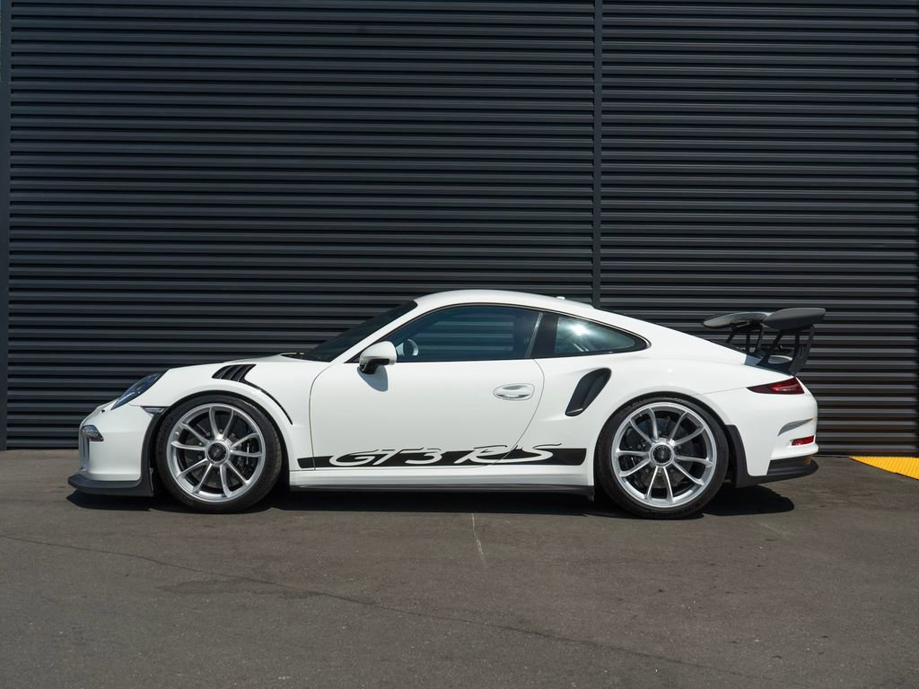Used 2016 Porsche 911 GT3 RS image 2