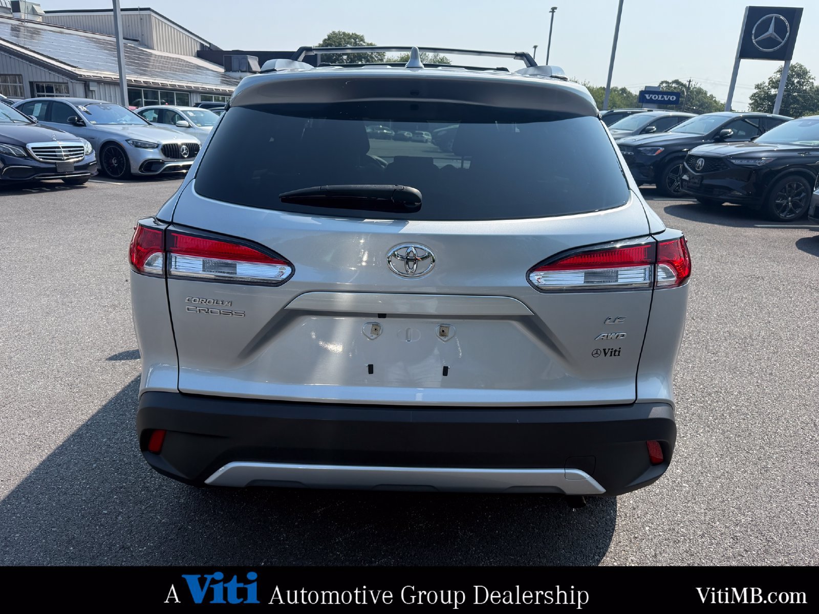Used 2023 Toyota Corolla Cross LE w/ Moonroof Package AWD/4WD image 7