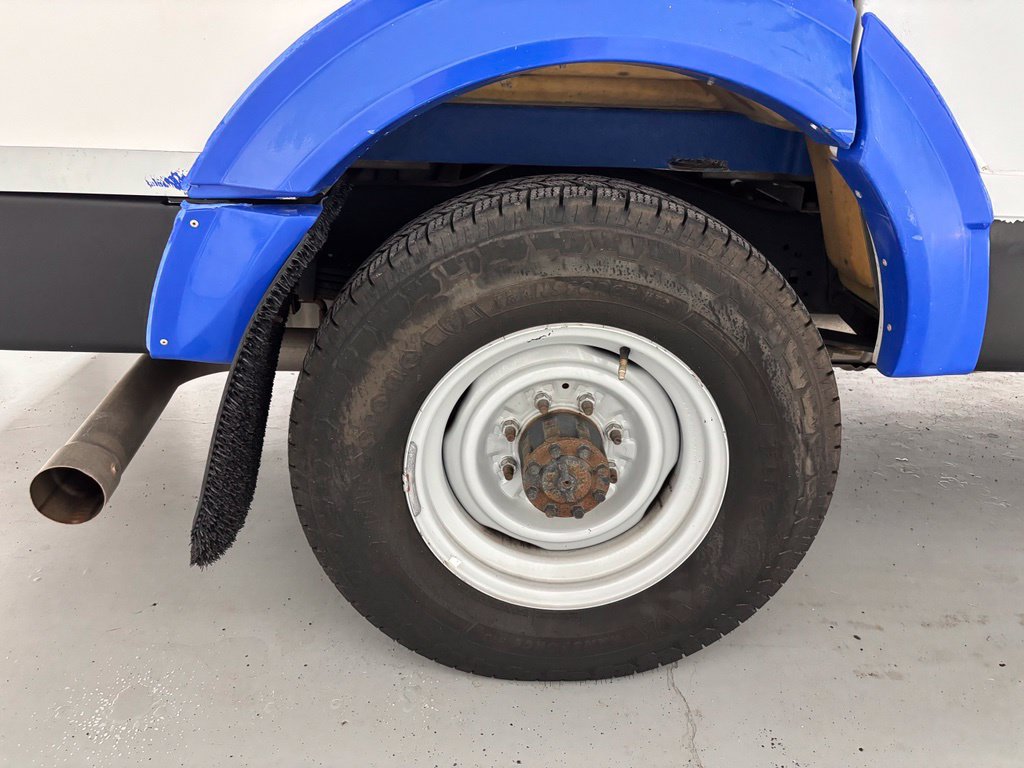 Used 2023 Ford E-350 and Econoline 350 Super Duty w/ Power Windows & Locks Group RWD image 49