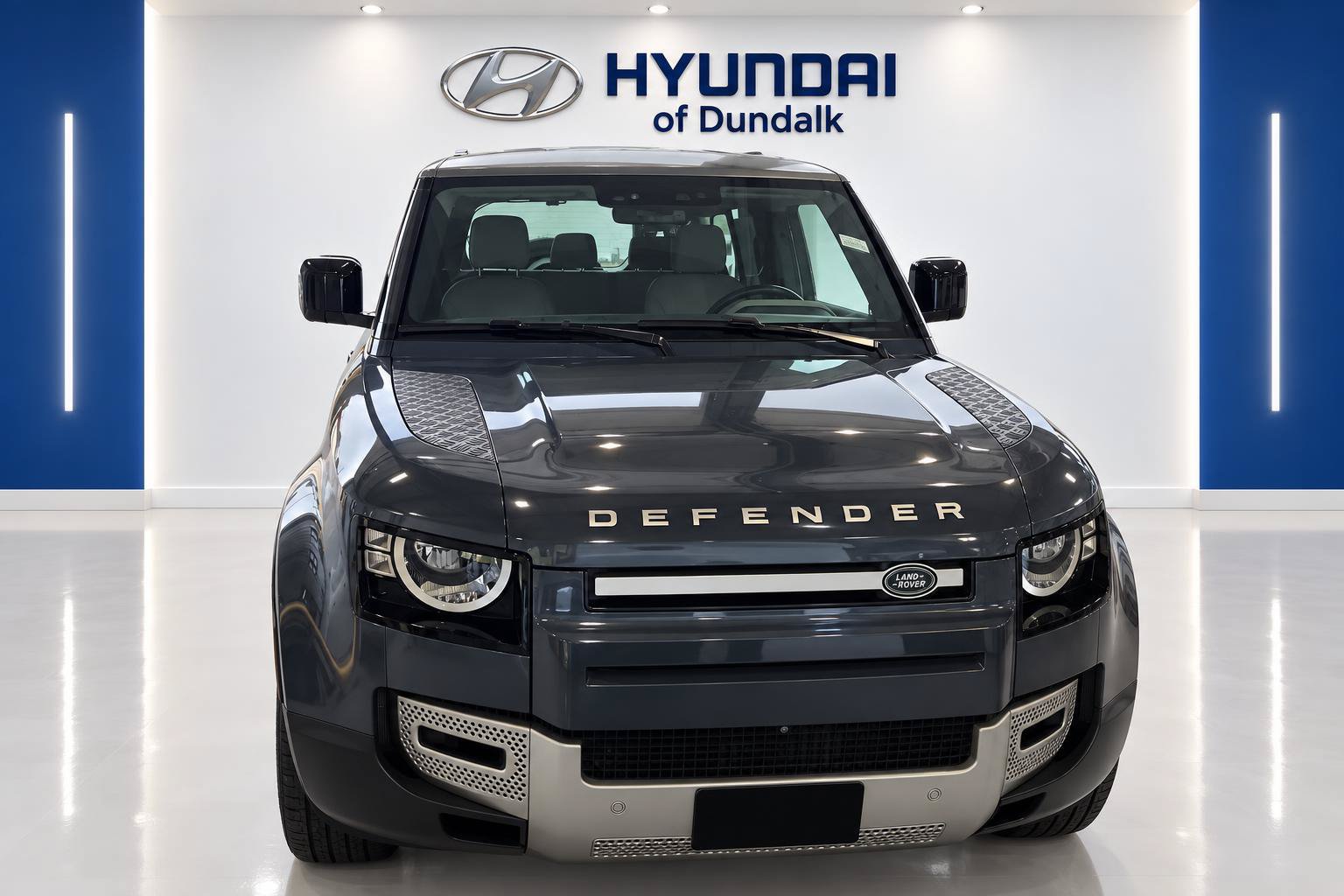 Used 2022 Land Rover Defender 110 S AWD/4WD image 3