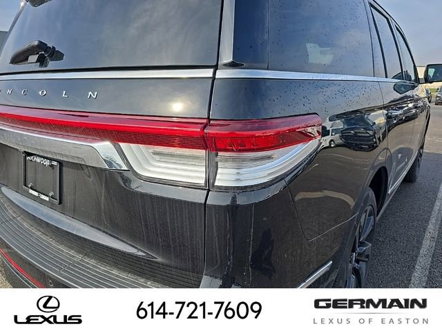 Used 2024 Lincoln Navigator Reserve image 11