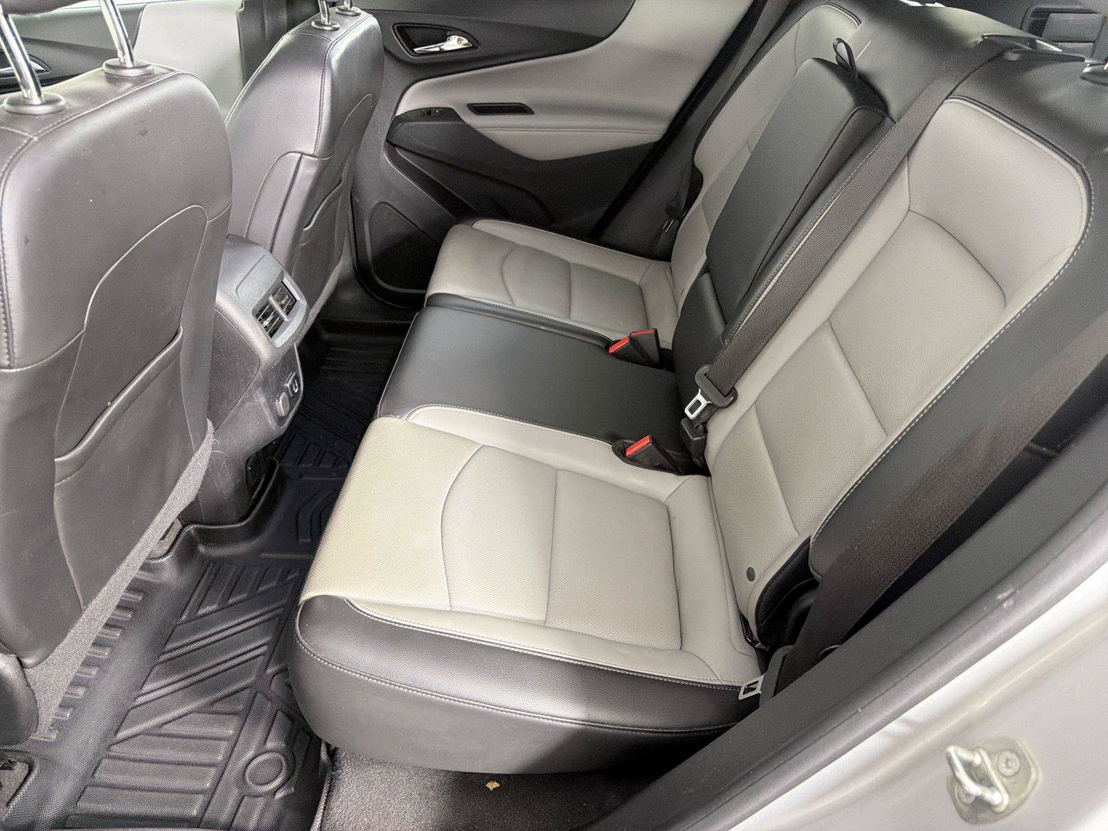 Used 2018 Chevrolet Equinox Premier FWD image 19