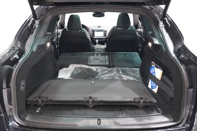 Used 2024 Maserati Levante Modena Ultima image 37