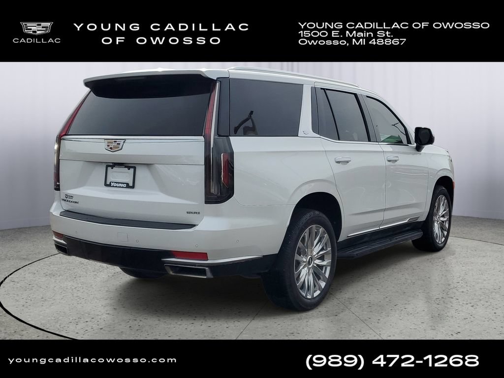 Used 2024 Cadillac Escalade Premium Luxury AWD/4WD image 3