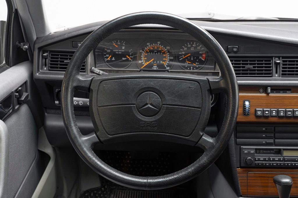 Used 1991 Mercedes-Benz 190 E 2.6 image 21