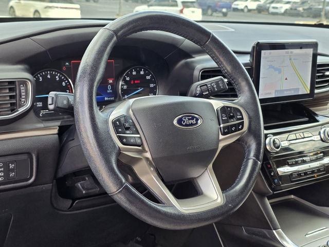 Certified 2022 Ford Explorer Limited RWD image 23