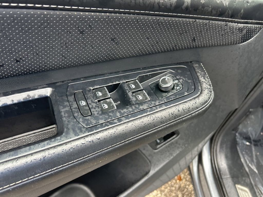 Used 2024 Volkswagen Atlas SE image 36