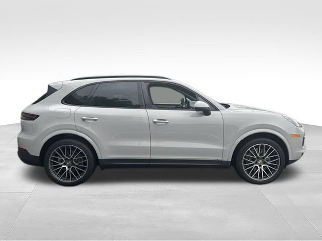Used 2021 Porsche Cayenne AWD/4WD image 9