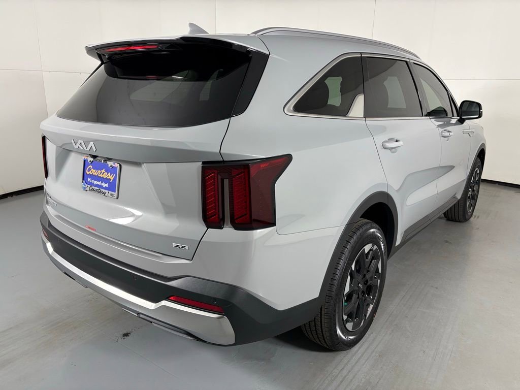New 2026 Kia Sorento S image 8