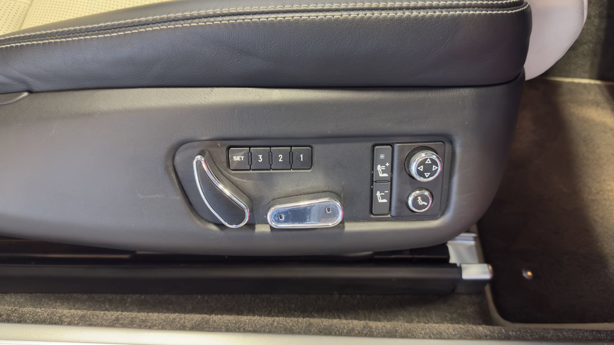 Used 2015 Bentley Continental GT AWD/4WD image 84