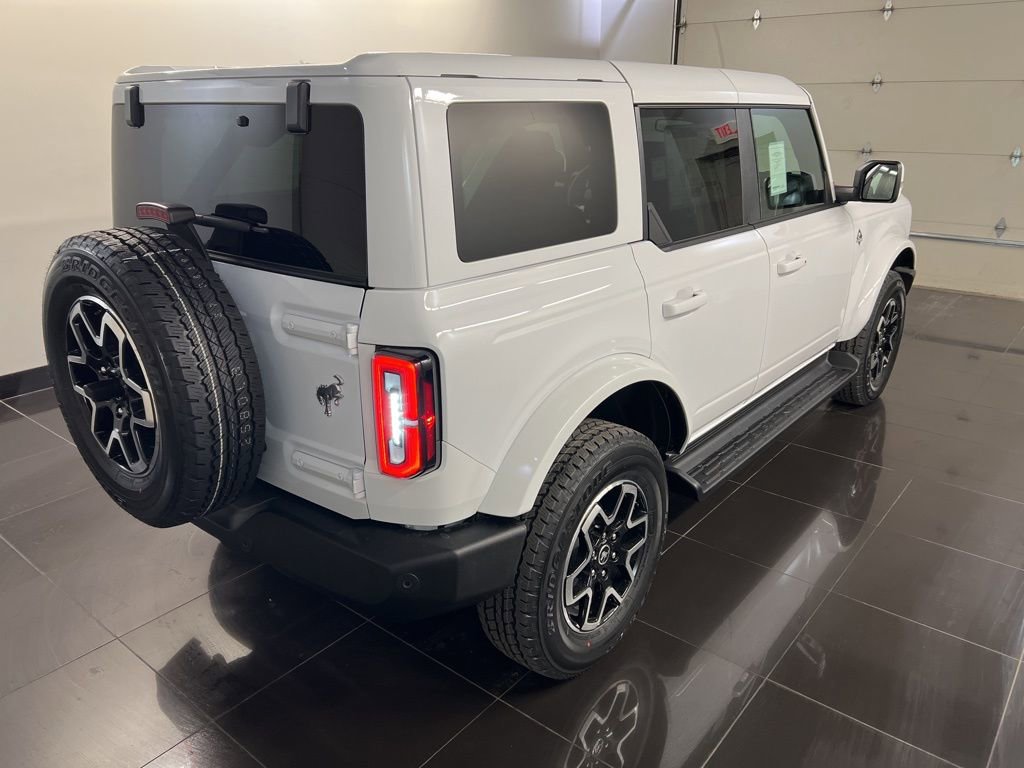 New 2025 Ford Bronco Outer Banks image 6