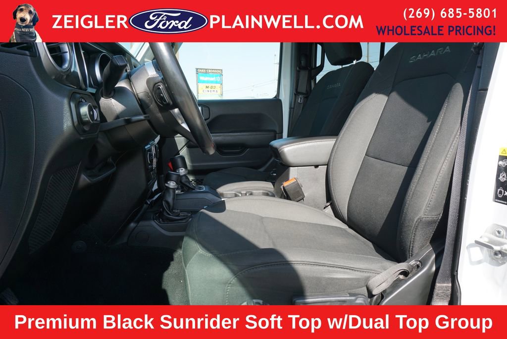 Used 2021 Jeep Wrangler Unlimited Sahara w/ Dual Top Group AWD/4WD image 16
