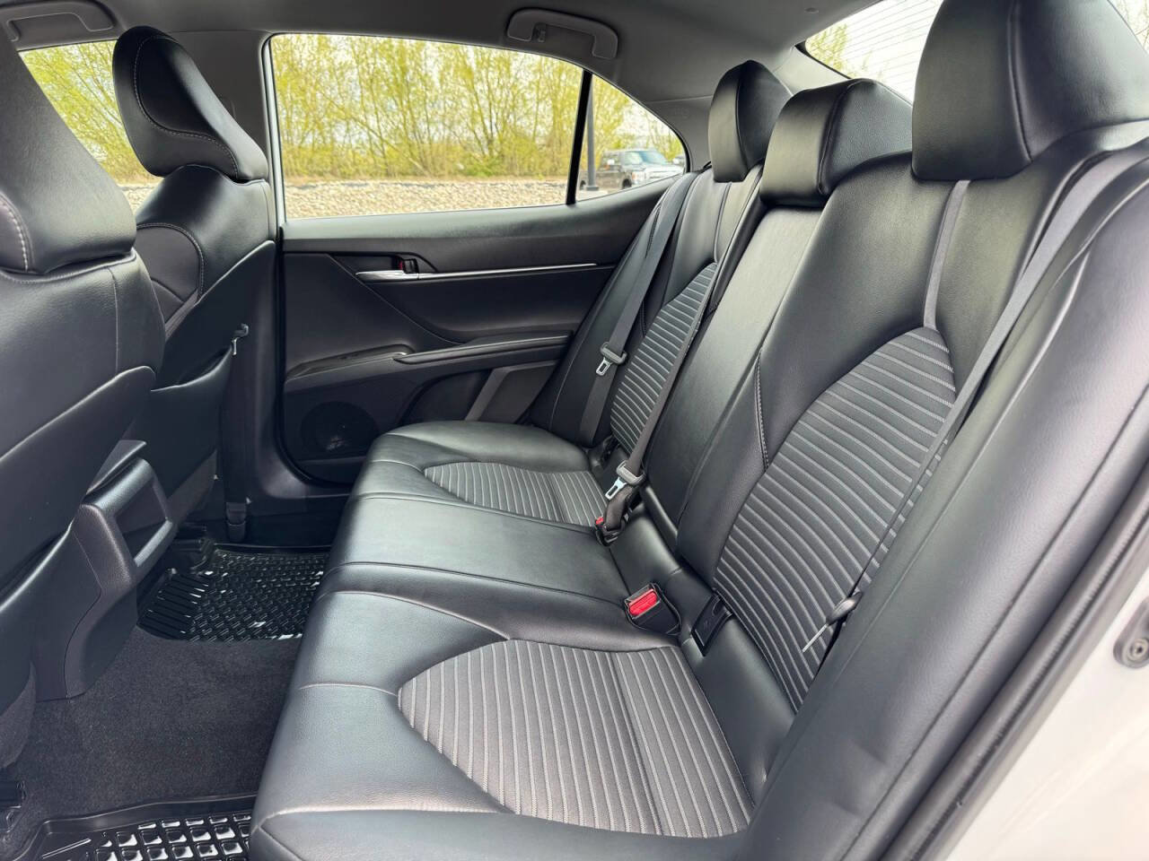 Used 2024 Toyota Camry SE FWD image 28