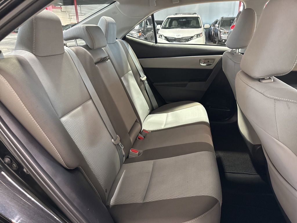 Used 2017 Toyota Corolla L FWD image 35