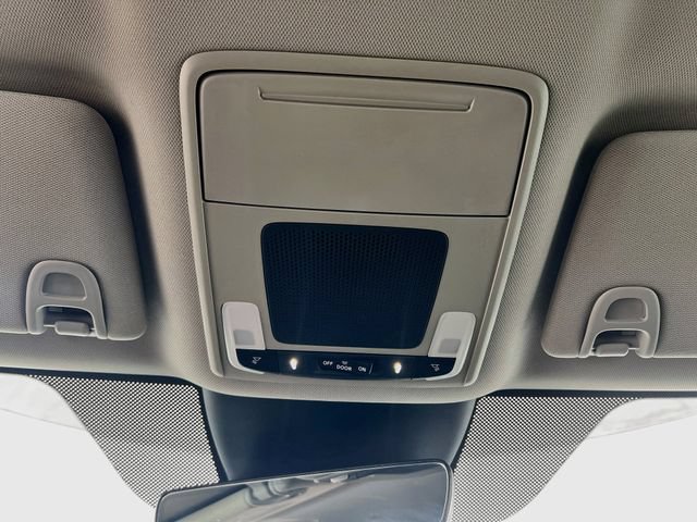 Used 2025 Honda Pilot EX-L image 20