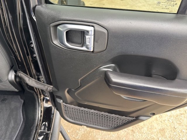 Used 2020 Jeep Gladiator Sport w/ Quick Order Package 24S image 22