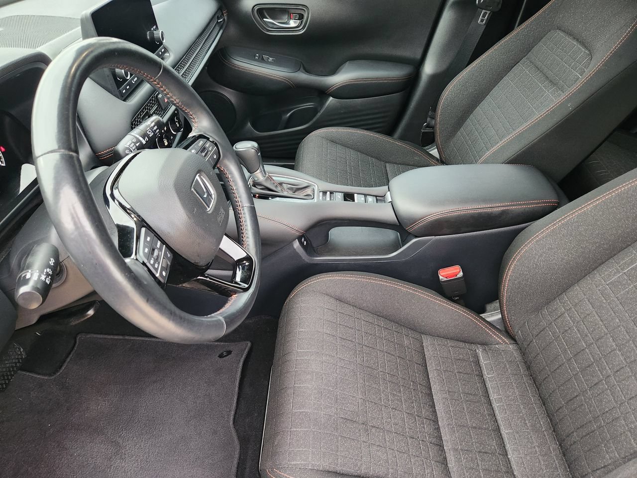 Used 2024 Honda HR-V Sport image 12