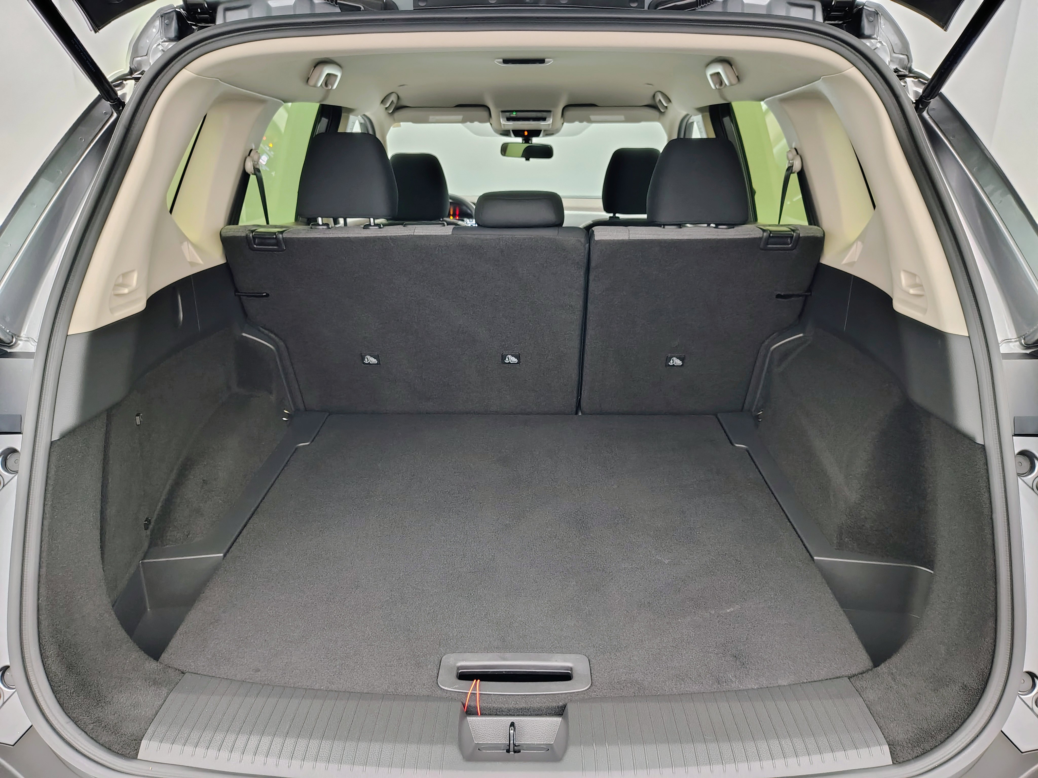 Used 2023 Nissan Rogue SV AWD/4WD image 16