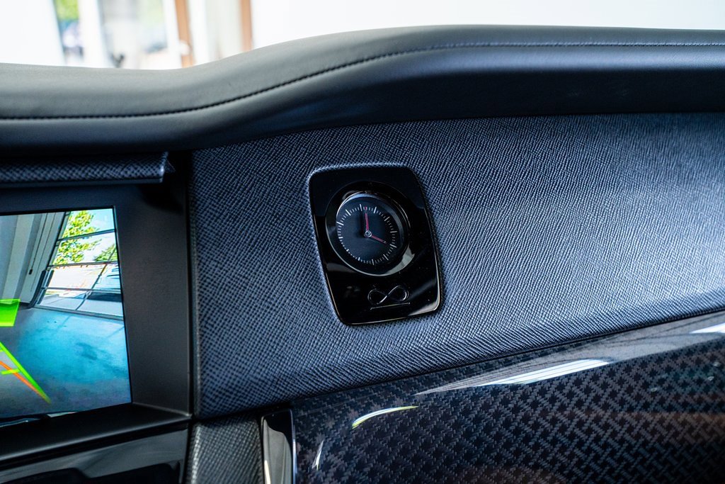 Used 2022 Rolls-Royce Cullinan Black Badge image 60