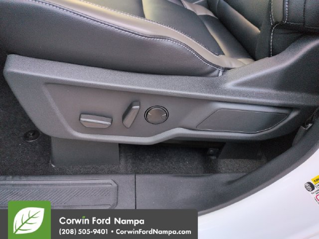 New 2026 Ford Bronco Outer Banks AWD/4WD image 11