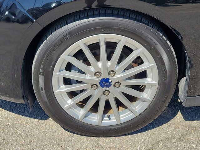 Used 2016 Ford C-MAX SEL w/ Equipment Group 302A FWD image 8
