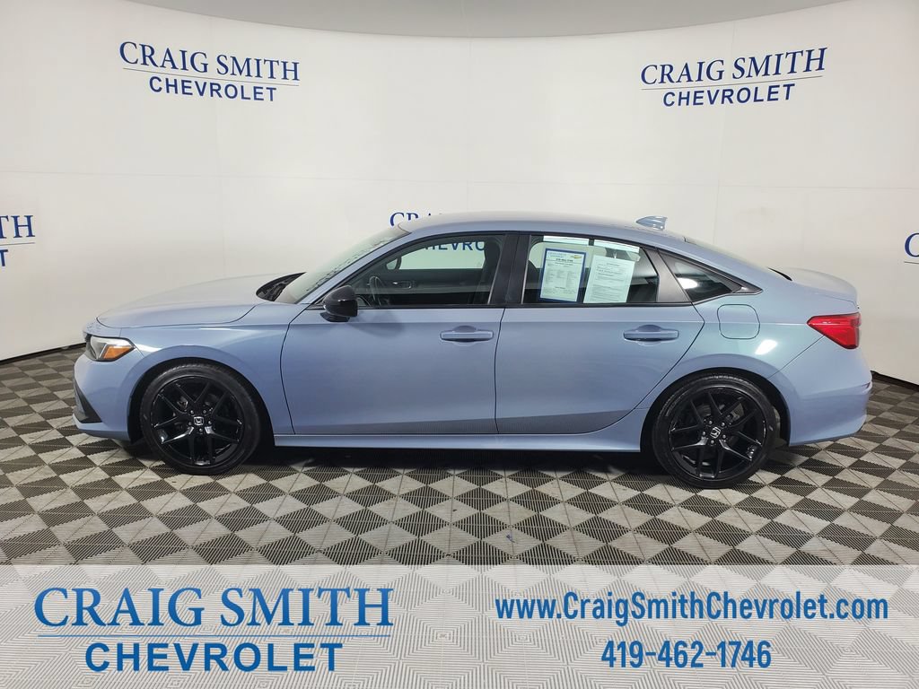 Used 2024 Honda Civic Sport image 2