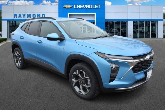 New 2026 Chevrolet Trax LT w/ LPO, Blackout Package image 11