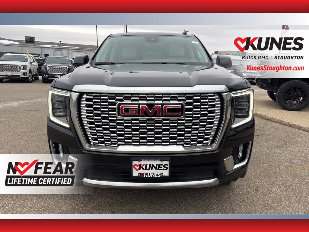 Used 2023 GMC Yukon Denali w/ LPO, Floor Liner Package image 5