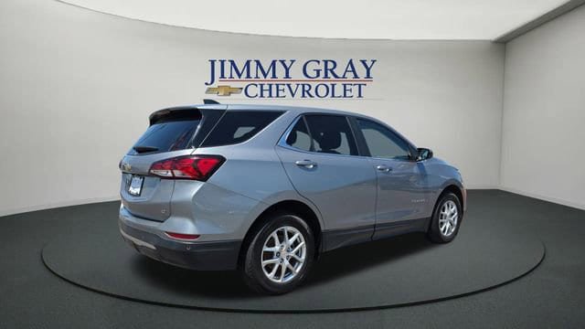 Used 2023 Chevrolet Equinox LT FWD image 5