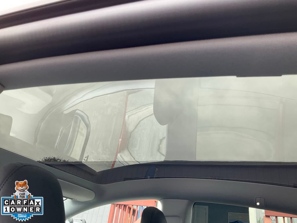 Used 2026 Tesla Model Y AWD image 34
