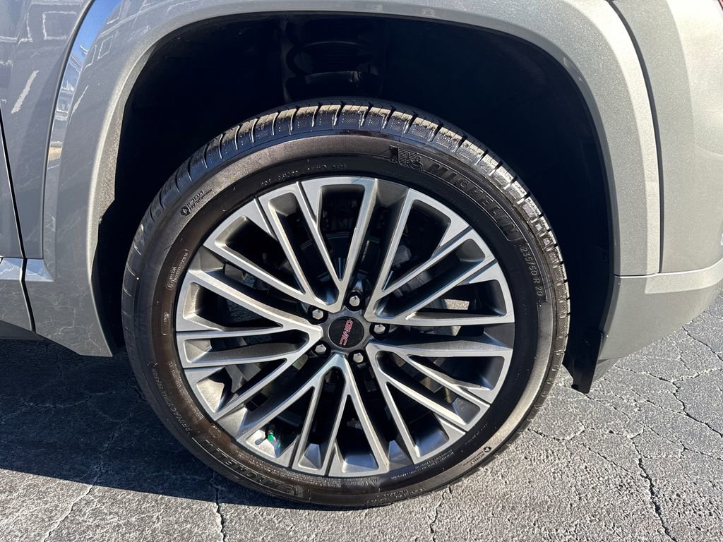 Used 2026 GMC Terrain Denali image 12