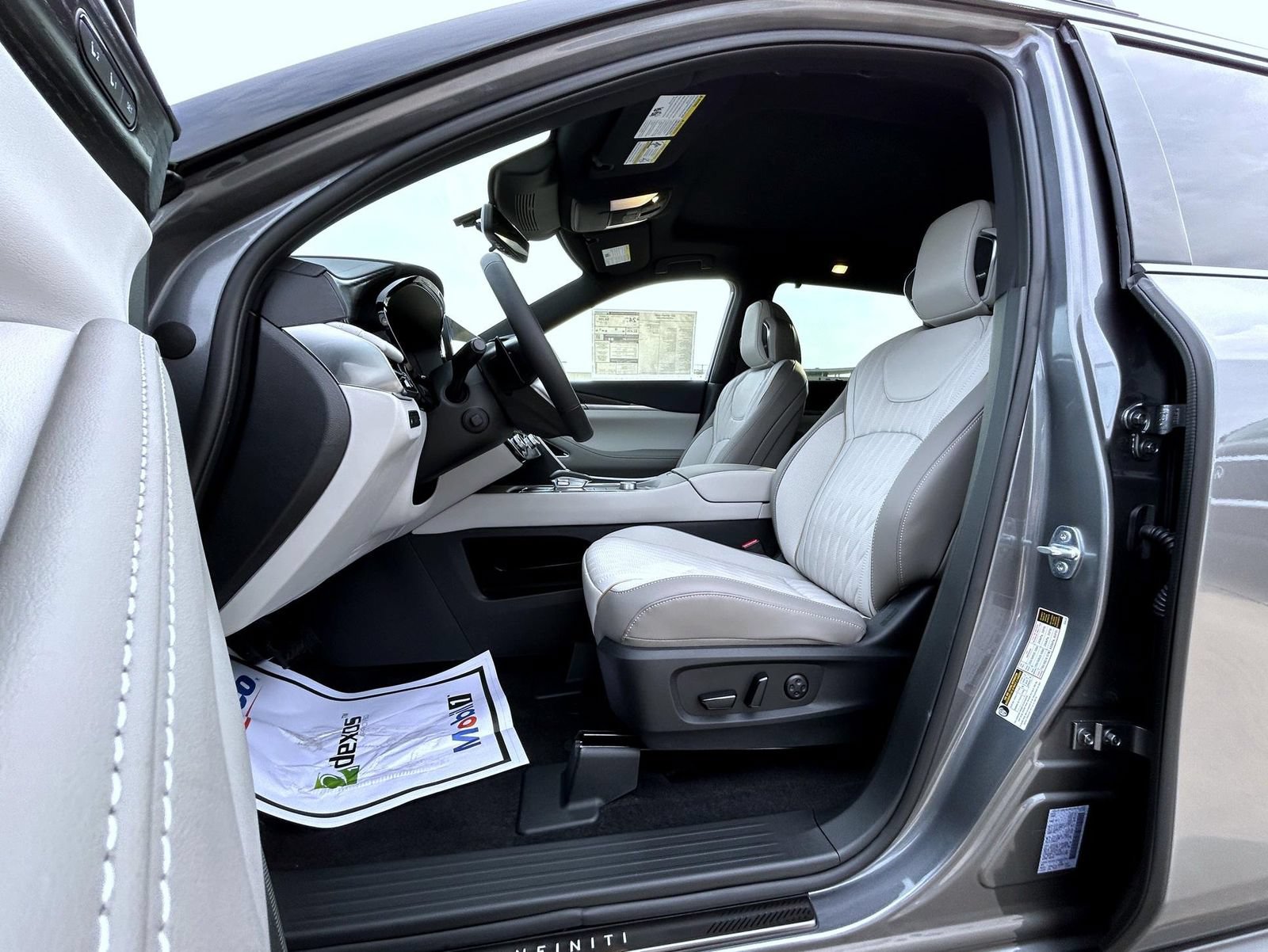 New 2027 INFINITI QX60 Autograph w/ Dark Cargo Package AWD/4WD image 10