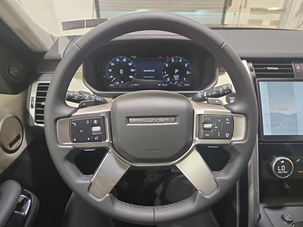 New 2026 Land Rover Discovery Limited Edition AWD/4WD image 10