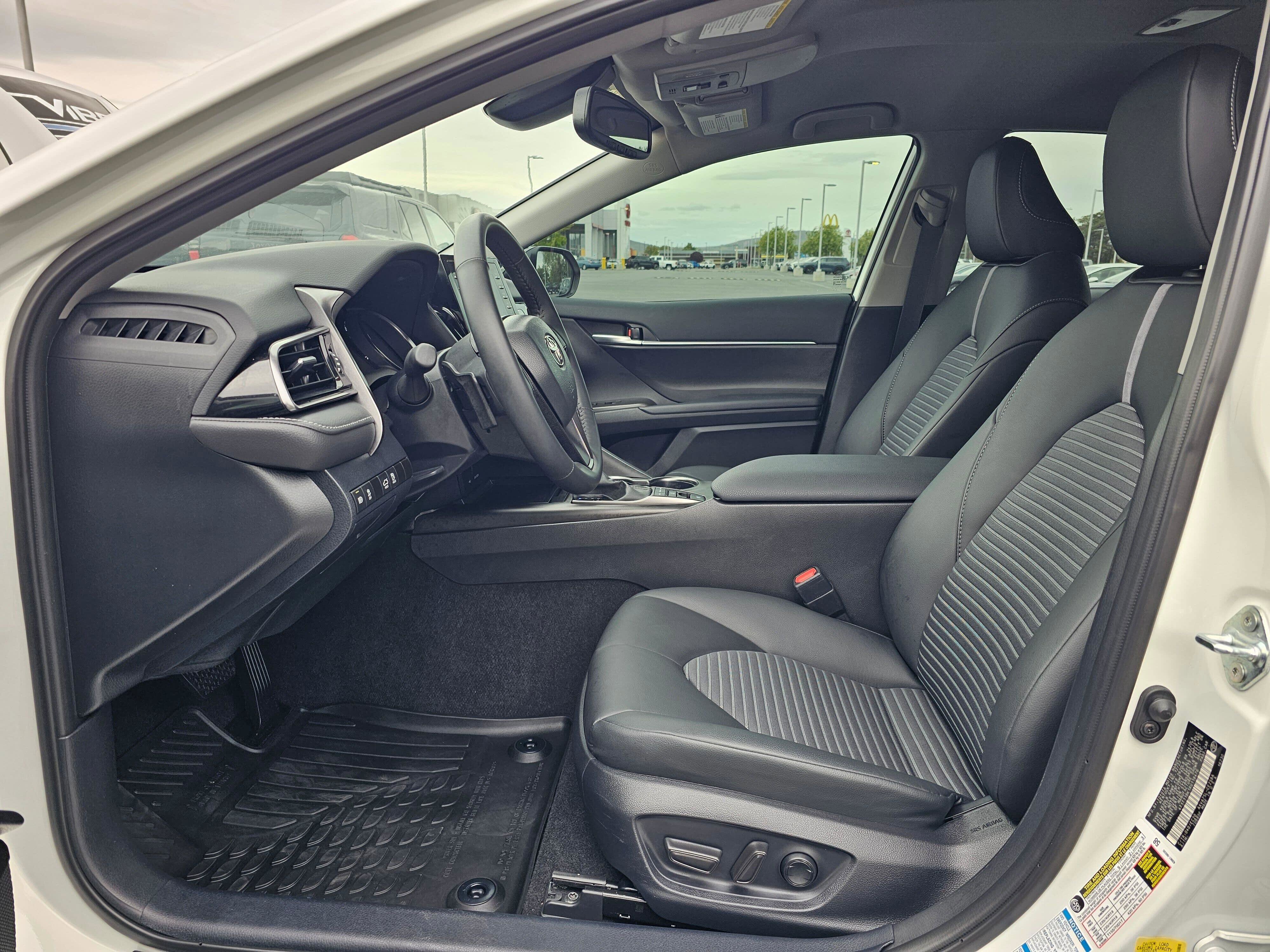 Used 2024 Toyota Camry SE w/ Convenience Package AWD/4WD image 18