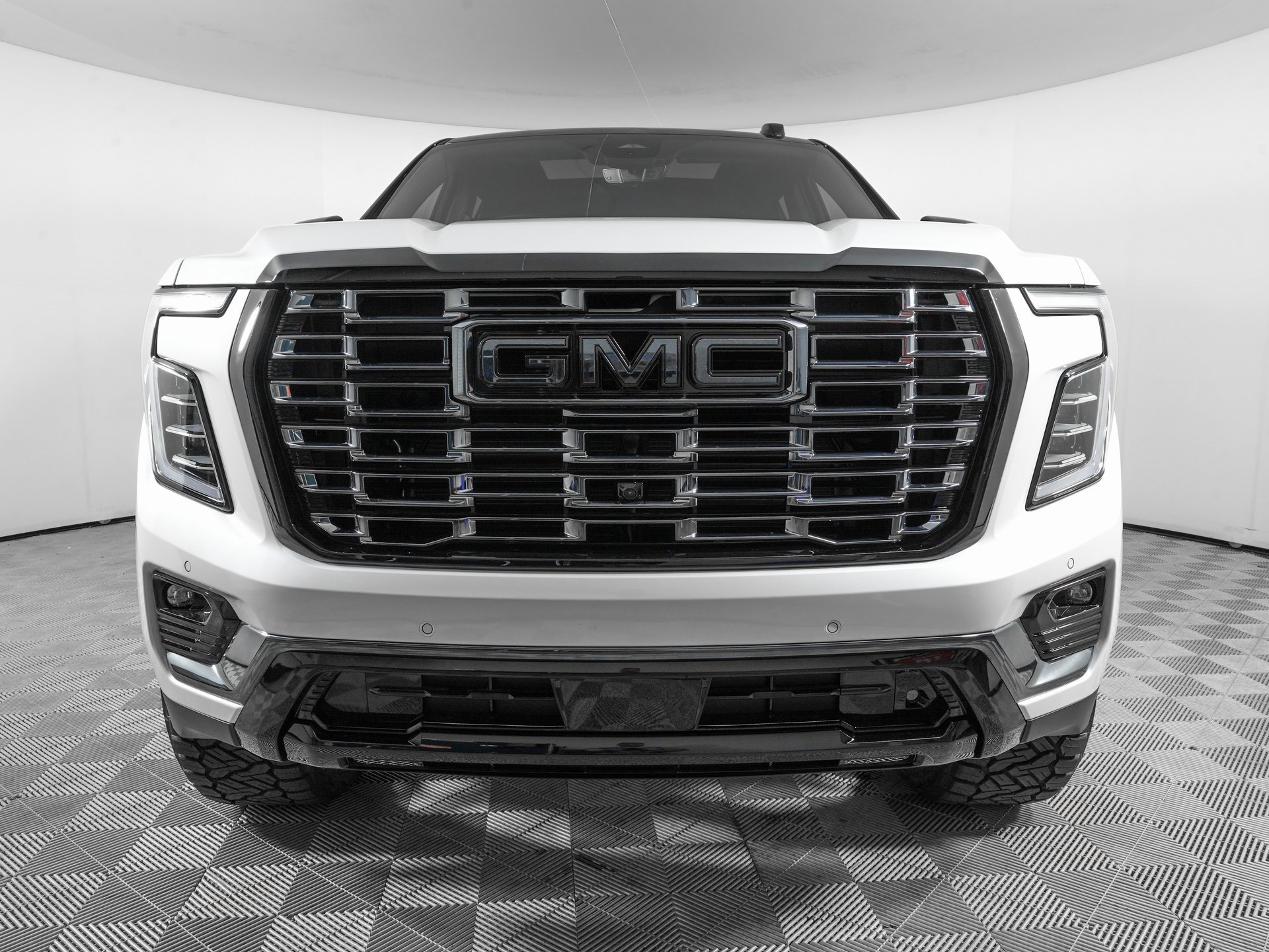 Used 2025 GMC Yukon Denali Ultimate image 3