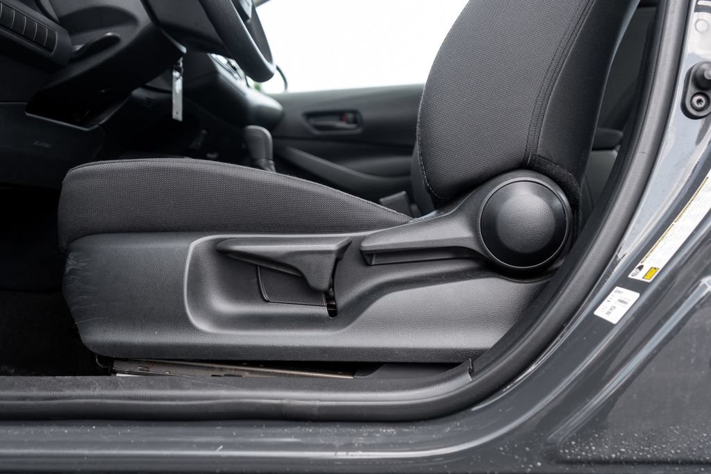 Used 2024 Toyota Corolla LE FWD image 18