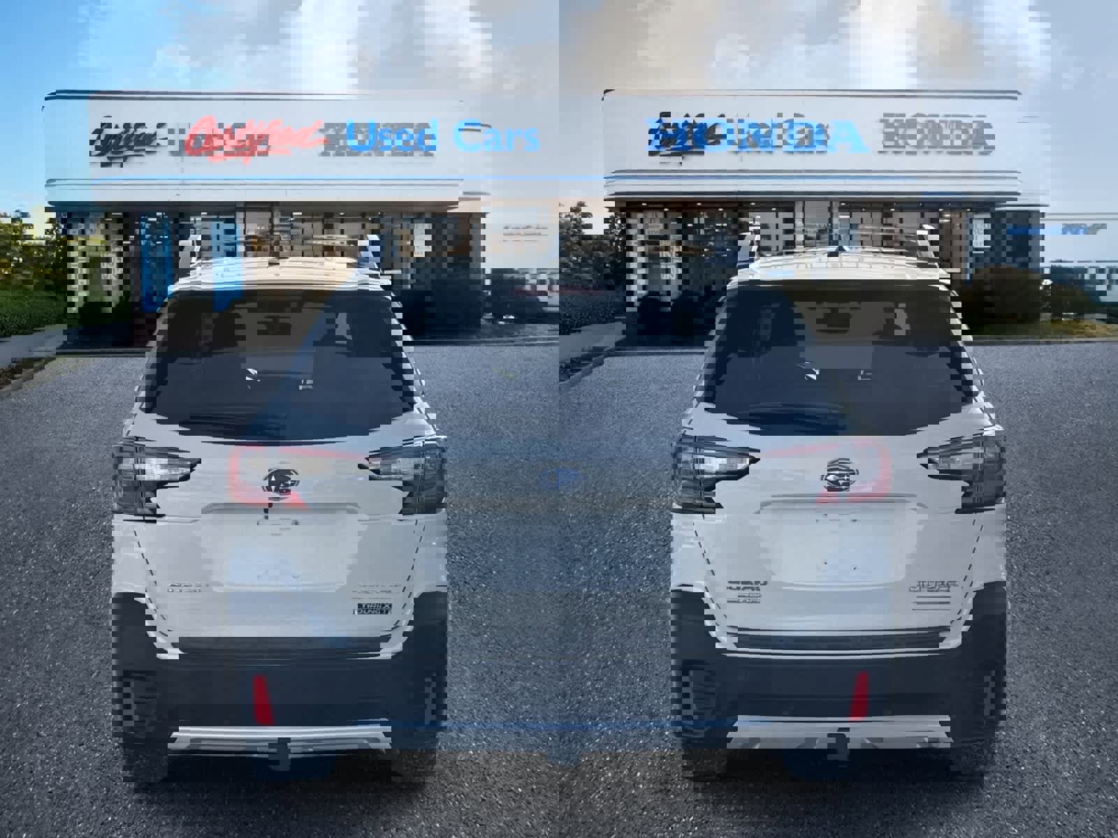 Used 2020 Subaru Outback Touring XT image 4